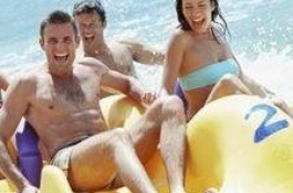 Dobd fel a hétköznapjaidat! Vizibicikli bérlés 899 Ft-ért a Velencei tónál a gárdonyi szabadstrandon (2.200 Ft értékben)