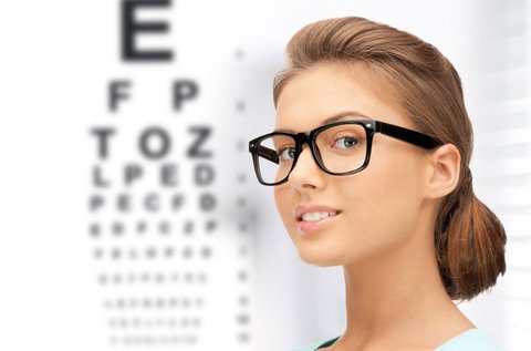 Komplett szemüveg készítés látásvizsgálattal