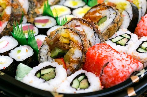 42 db-os sushi combo menü 2 fő részére