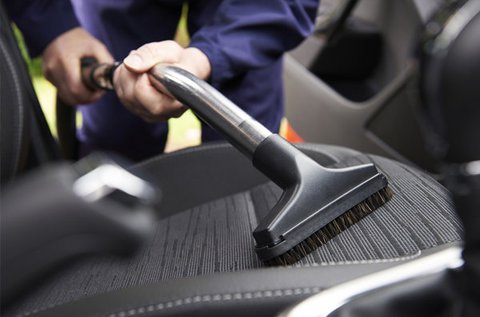 Külső-belső autómosás üléskárpit tisztítással