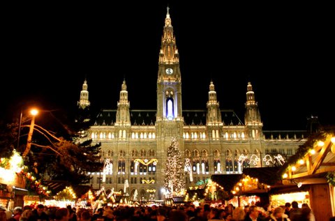 Adventi kirándulás kastélylátogatással Bécsben