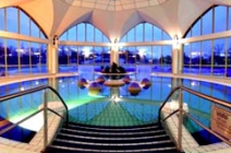 Szülessetek újjá Sárváron! 2 éjszaka 2 fő részére reggelivel és fürdőbelépővel + szállás 1 hat év alatti gyermek részére (hétvégén is)