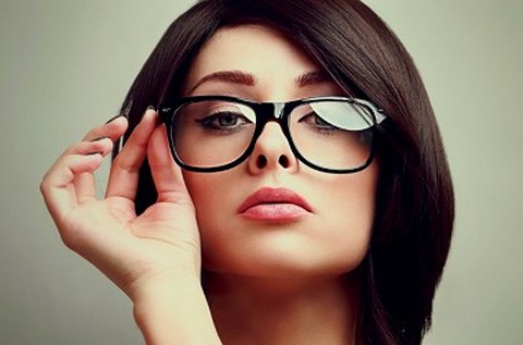 Komplett szemüvegkészítés látásvizsgálattal