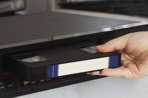10 órányi VHS vagy DVD digitalizálása