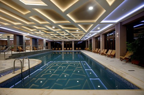 Tavaszi wellness pihenés a Szépasszonyvölgyben