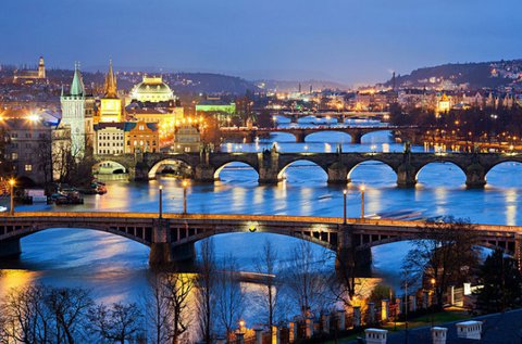 Látogatás a száztornyú városban, Prágában
