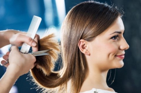 Egészséges frizura melegollós hajvágással