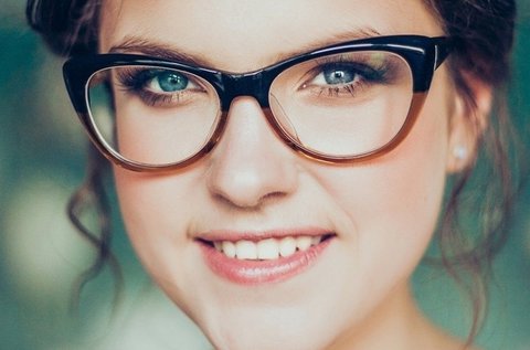 Modern multifokális szemüveg látásvizsgálattal