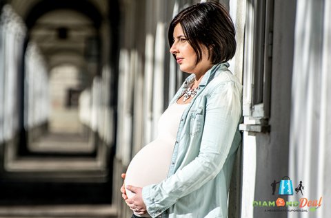 Kismama fotózás műteremben vagy otthon