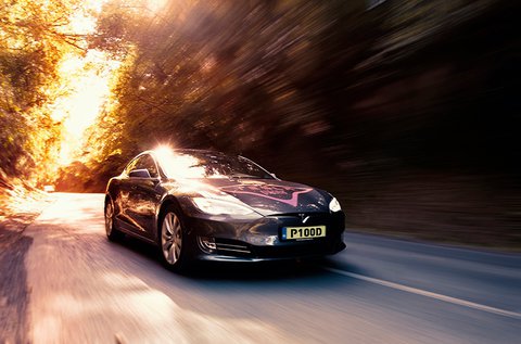 20 perces Tesla model S élményvezetés