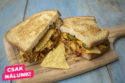 Vajban sült sós bundáskenyér