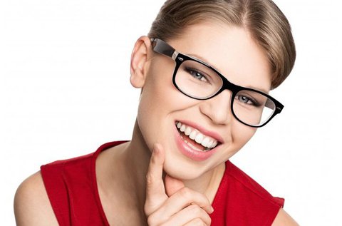 Multifokális szemüveg minőségi kerettel