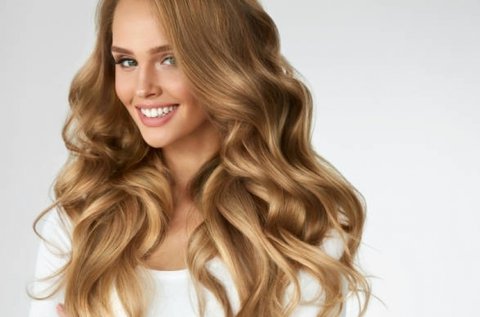 Természetes hatású Air Touch hajfestés