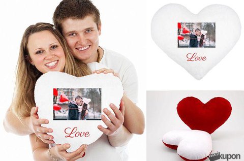 Szív alakú párna egyedi fotóval Valentin-napra