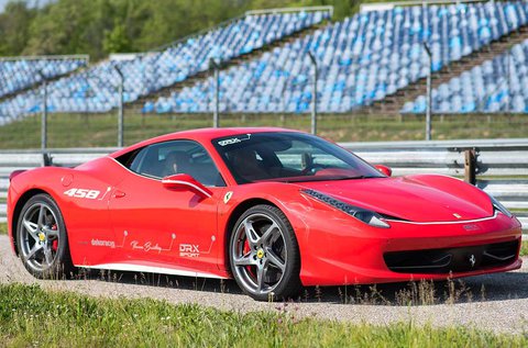 Száguldj egy Ferrari 458 Italia sportautóval!