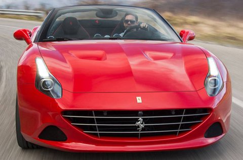 60 perces Ferrari California élményvezetés