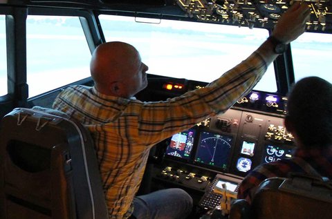 Boeing 737 repülőgép szimulátor vezetés