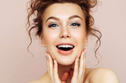 Fiatalító arcmasszázs regeneráló oxigénkezeléssel