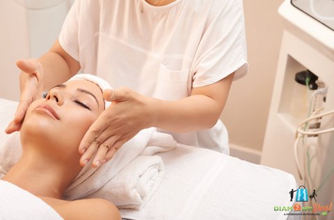 Arcbőr regeneráló kezelés a kollagén erejével