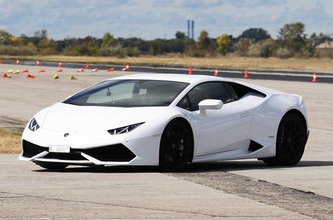 8 körös Lamborghini Huracán élményvezetés