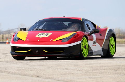4 körös Ferrari 458 Challenge vezetés