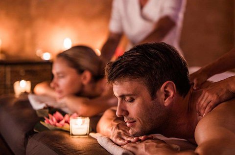 Páros tradicionális vagy olajos thai masszázs
