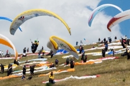 10 alkalmas siklóernyő tanfolyam 18.000 Ft-ért az UP Hungary-nél (szombat, vasárnap délelőttönként a Buda környéki hegyekben, 36.000 Ft értékben)