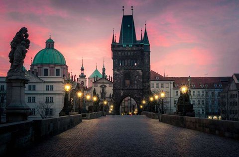 Prágai pihenés középkori hangulatú szállodában
