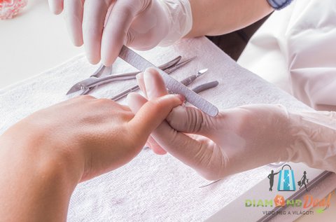 Japán manikűr körömerősítéssel