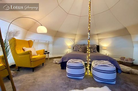 3 nap glamping jakuzzival Tiszalökön, luxussátorban