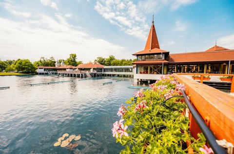Gyógyító áprilisi pihenés Hévízen