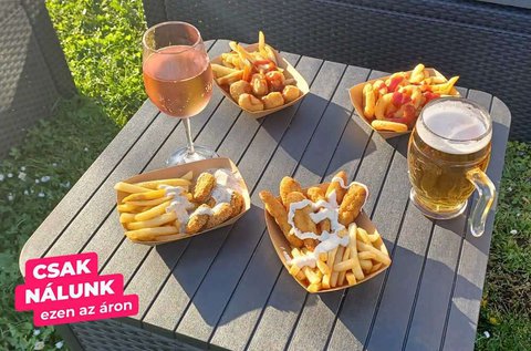 Páros vacsora az alsóörsi Balaton-parton