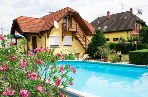 6 napos nyaralás a Balatonnál, hétvégén is