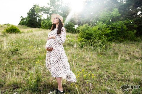 Kismama fotózás kültéren vagy beltéren