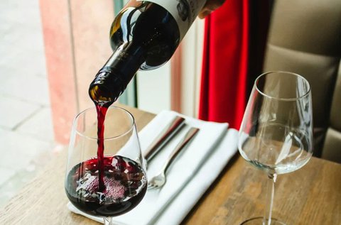 Magyar borok kóstolása hidegtállal 1 fő részére