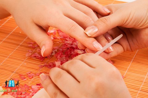Ragyogó és egészséges körmök japán manikűrrel