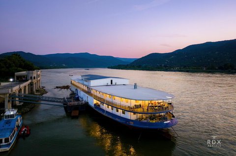 Hangulatos pihenés a visegrádi Dunán