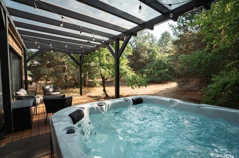 Exkluzív pihenés az erdő ölelésében, Inárcson