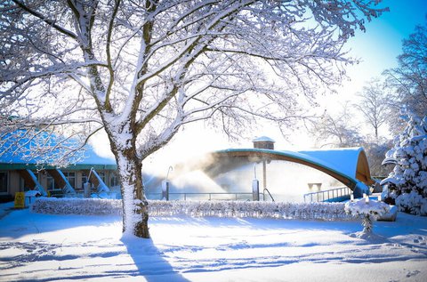 Téli fürdőzés és kikapcsolódás Igalon