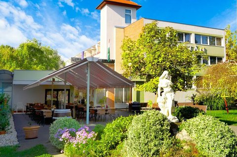 Gondűző napok Harkányban