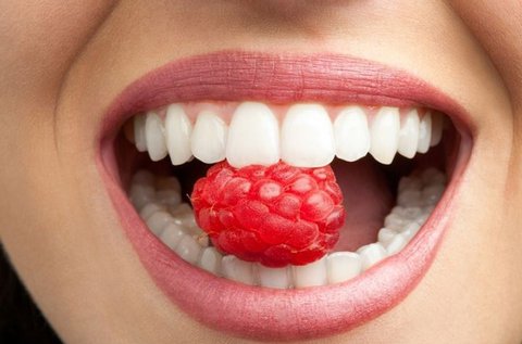 Fehérítő hatású AirFlow fogkezelés