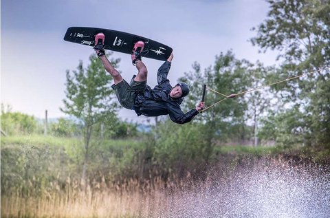 Kezdő vagy haladó wakeboardozás 1 fő részére
