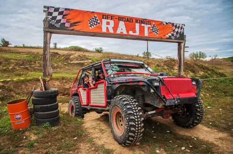 40 perces off-road élményvezetés