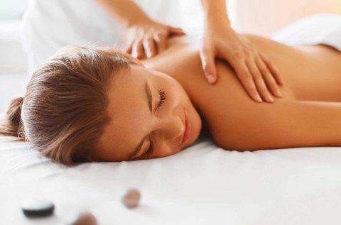 AromaTouch érintésterápia hölgyeknek