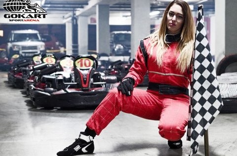 3x8 perces gokart futam a Sportaréna parkolóban