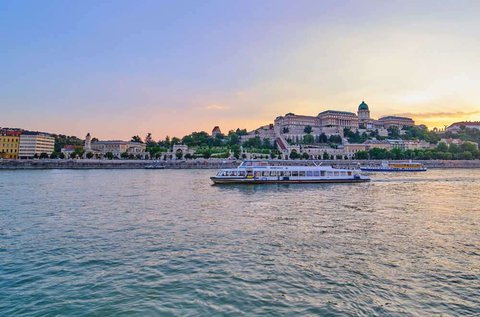 Hop-on hop-off hajózás Budapesten