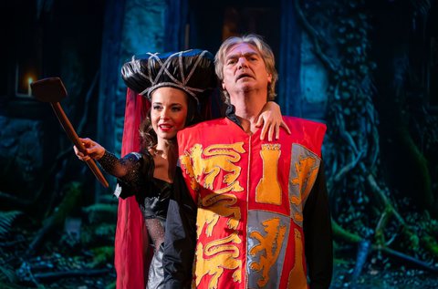 A walesi lakoma az Új Színházban