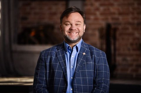 Pótszilveszter Aranyosi Péterrel