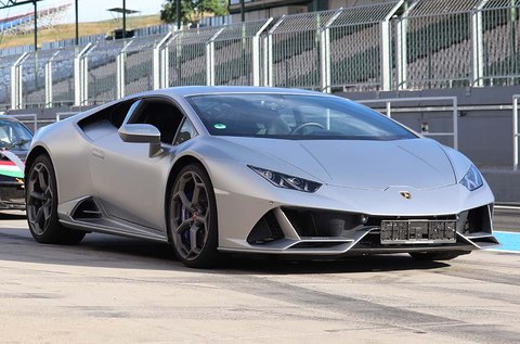 6 körös Lamborghini Huracán EVO vezetés