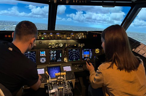 Boeing 737 repülőgép szimulátor vezetés